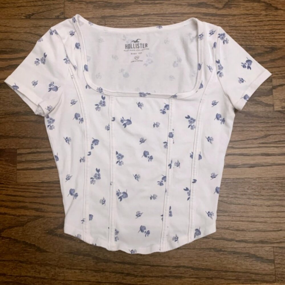 Hollister White Blue Floral Square Neck Fitted Top